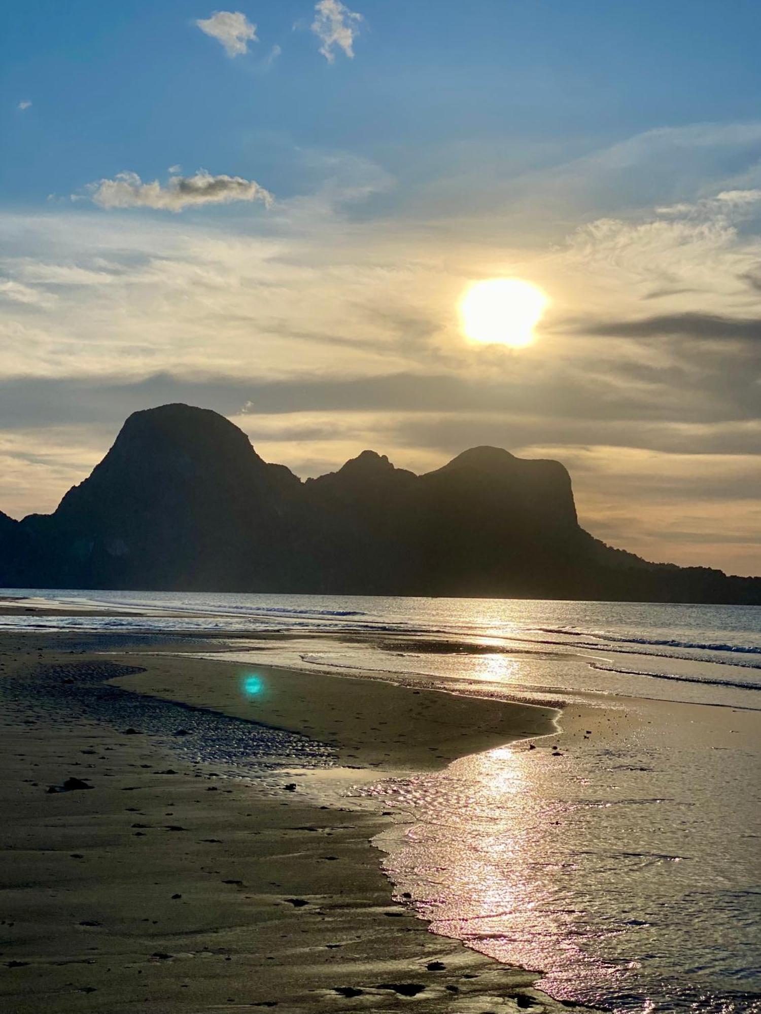 Island Lyfe Adventures Hotel El Nido Exterior photo